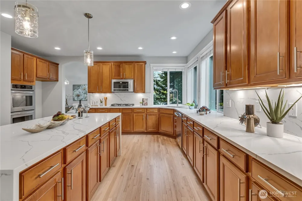 19220 5th Street E Lake Tapps, WA 98391