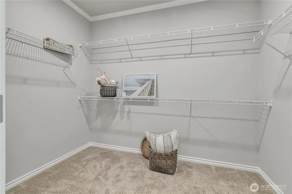 19220 5th Street E Lake Tapps, WA 98391