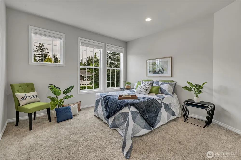 19220 5th Street E Lake Tapps, WA 98391