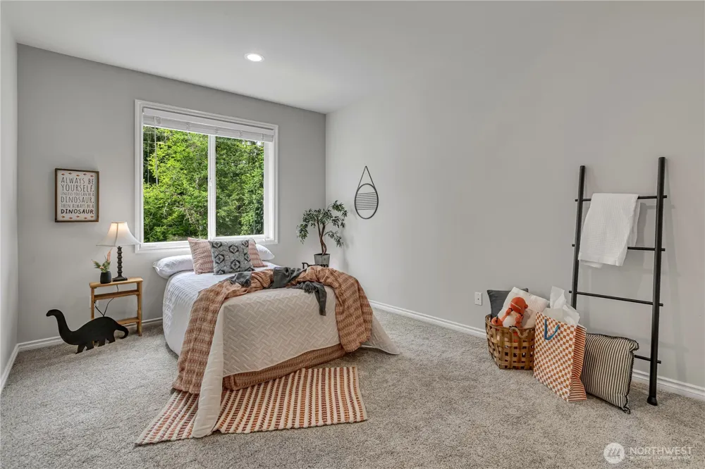 19220 5th Street E Lake Tapps, WA 98391