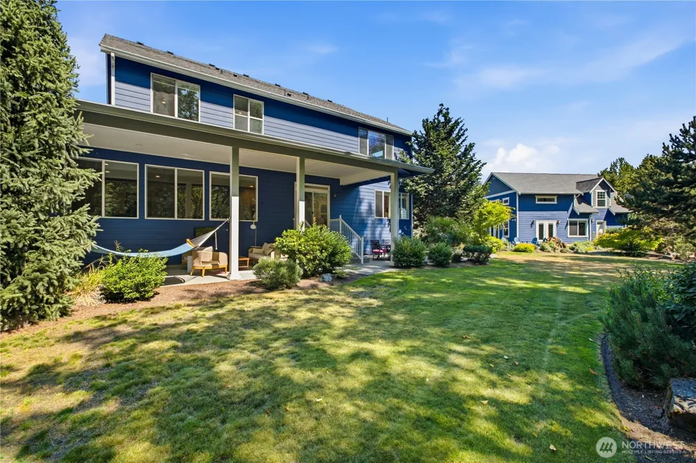 19220 5th Street E Lake Tapps, WA 98391