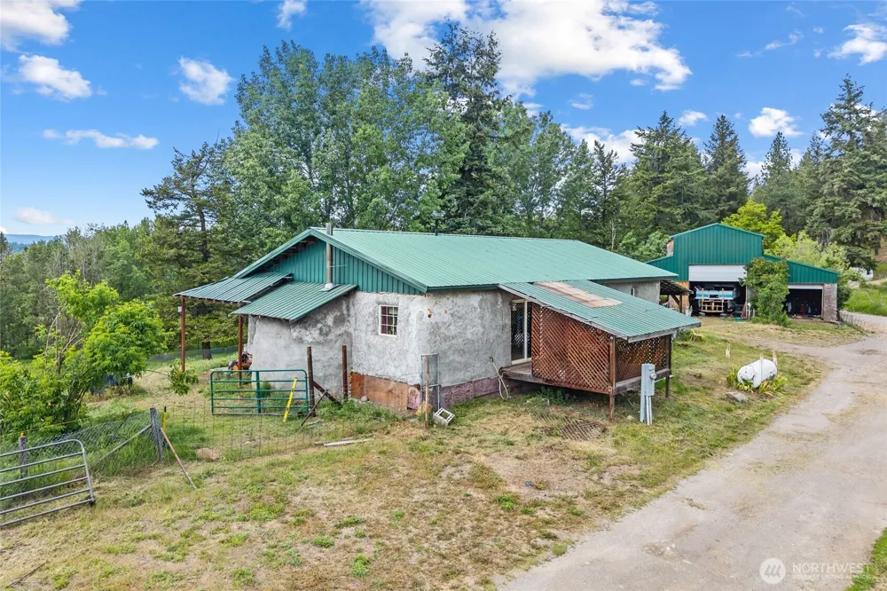 637 Hwy 20 E Colville, WA 99114