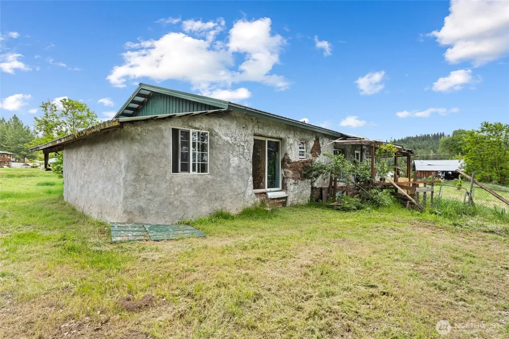 637 Hwy 20 E Colville, WA 99114