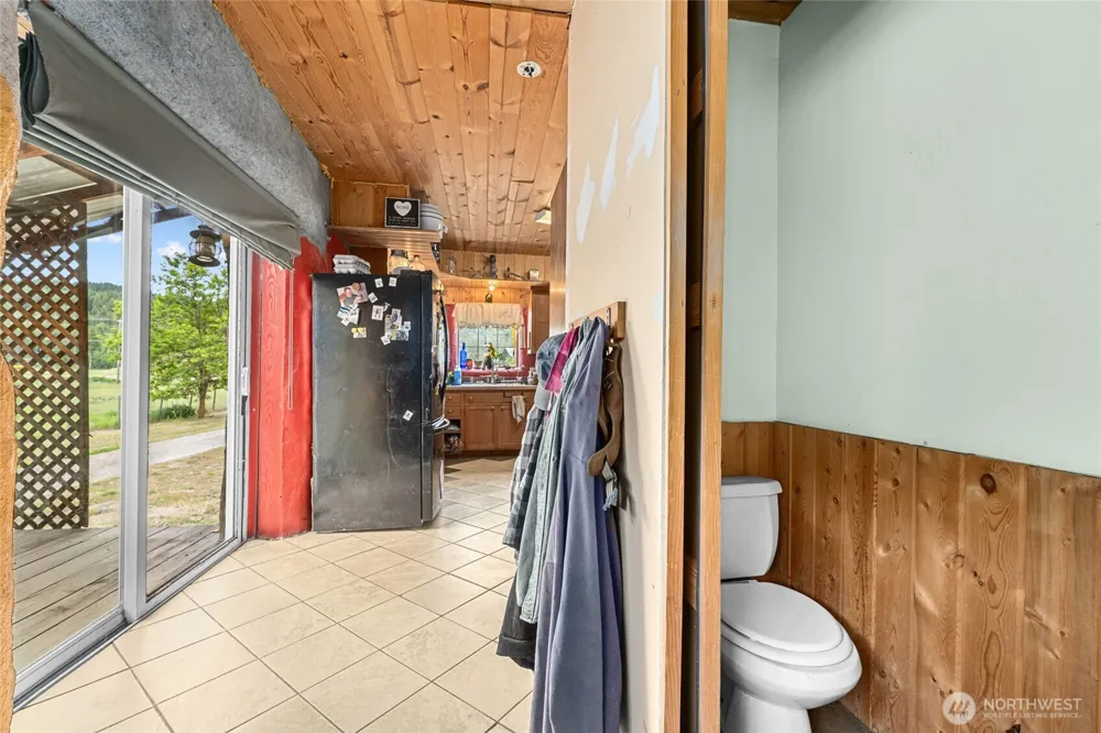637 Hwy 20 E Colville, WA 99114