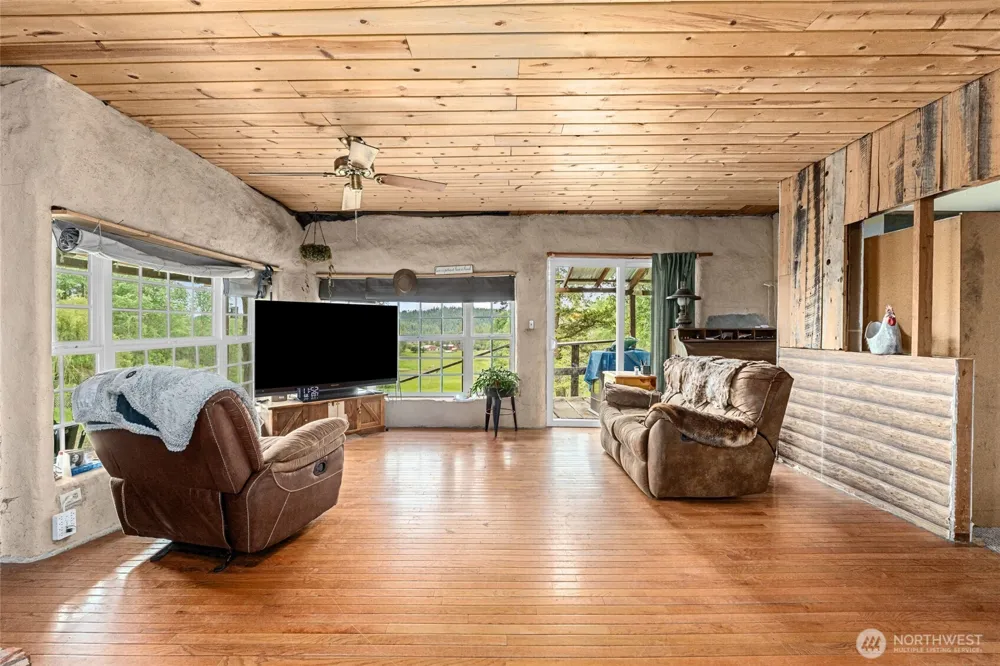 637 Hwy 20 E Colville, WA 99114