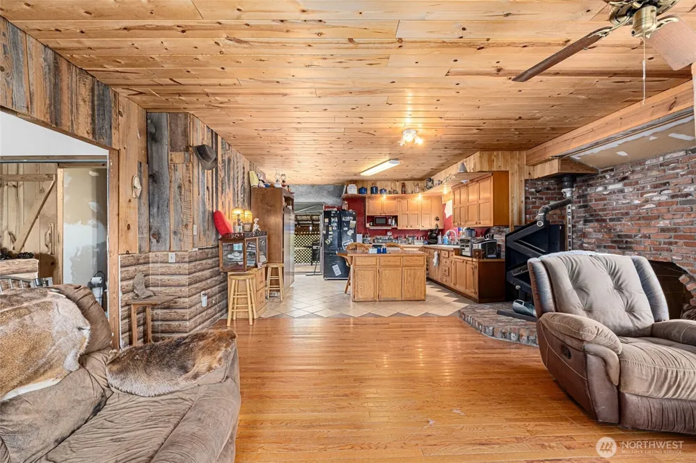 637 Hwy 20 E Colville, WA 99114