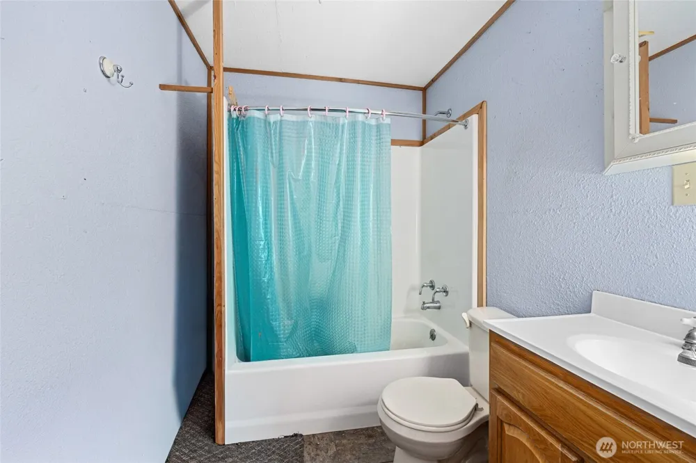 637 Hwy 20 E Colville, WA 99114