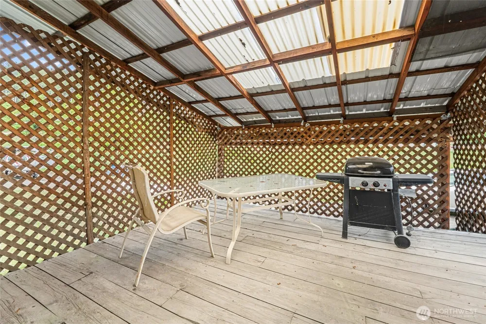 637 Hwy 20 E Colville, WA 99114