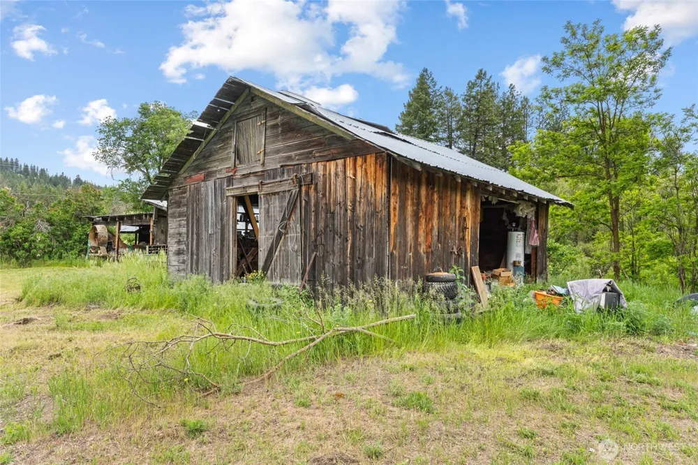 637 Hwy 20 E Colville, WA 99114