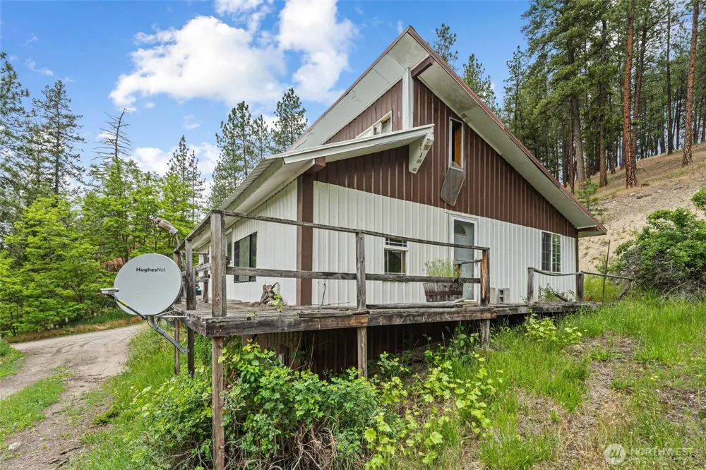 637 Hwy 20 E Colville, WA 99114