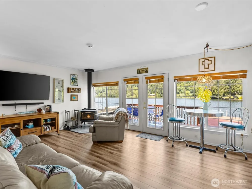 6819 Olive Avenue Stanwood, WA 98292