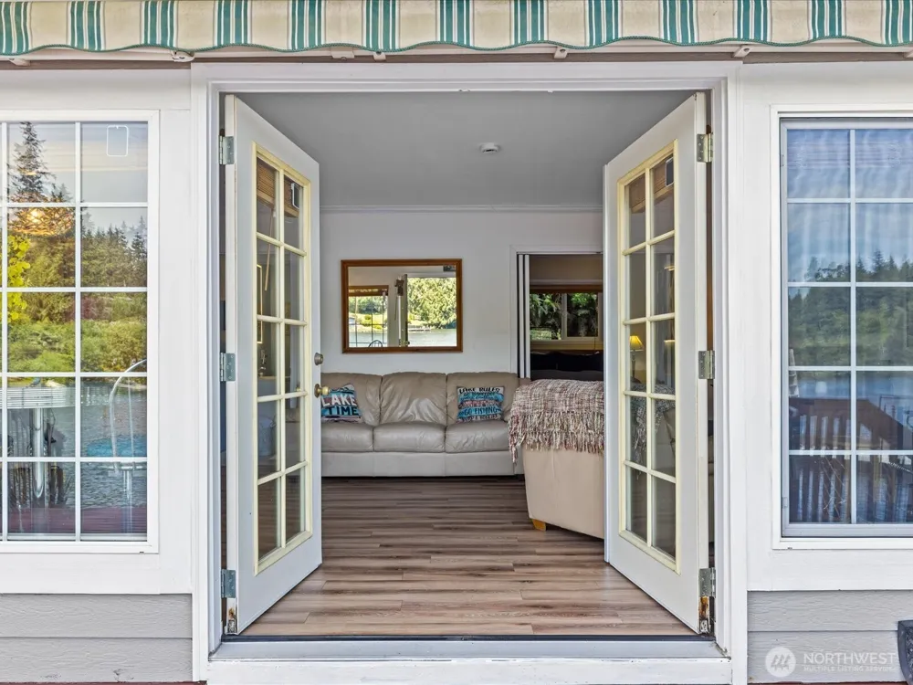 6819 Olive Avenue Stanwood, WA 98292