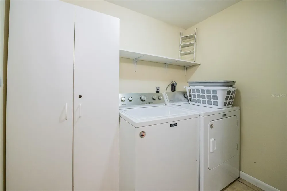 729 E LAKE AVENUE Eagle Lake, FL 33839
