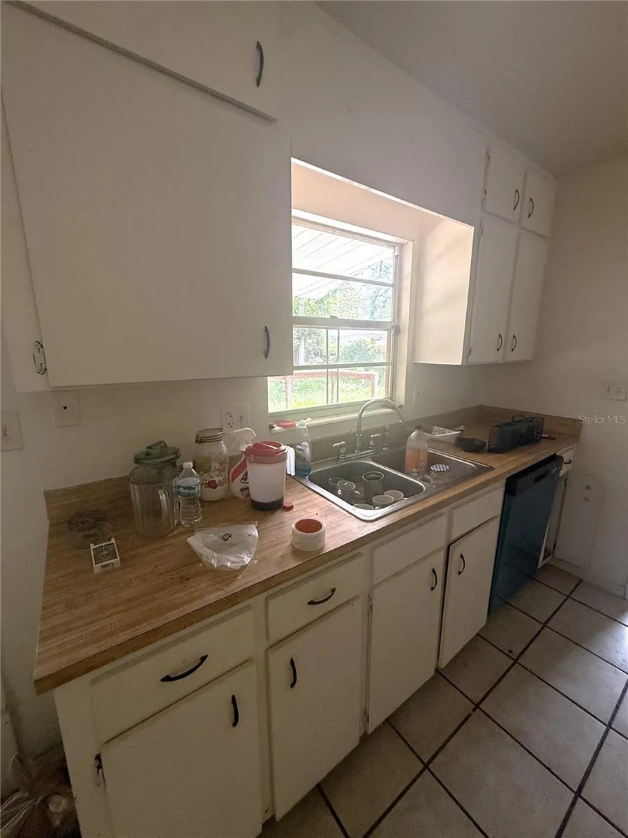 2188 NW 42ND AVENUE Gainesville, FL 32605