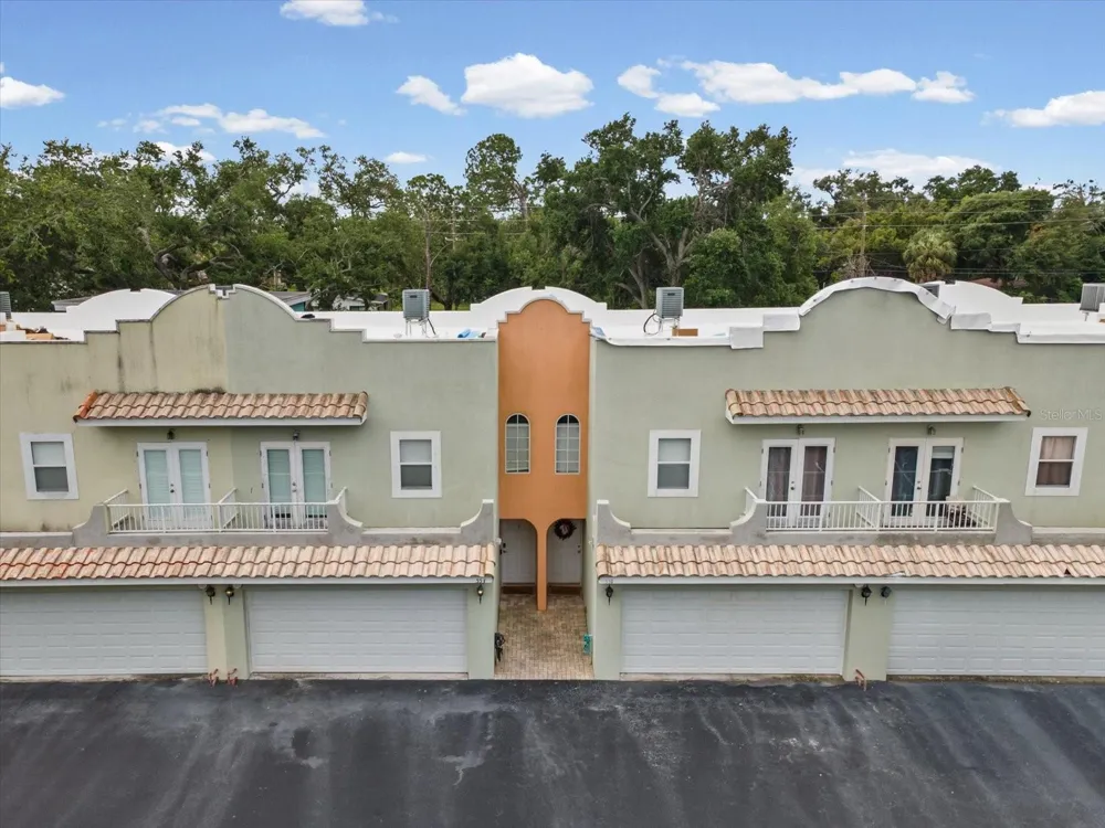 553 LUSARA COURT Dunedin, FL 34698