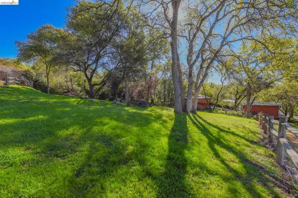 12933 Chaparral Rd Sonora, CA 95370