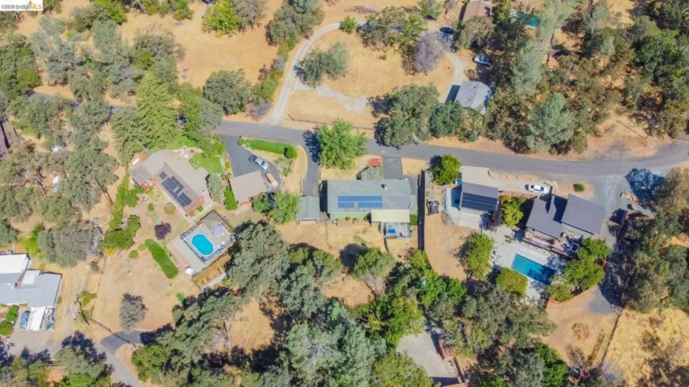 12933 Chaparral Rd Sonora, CA 95370