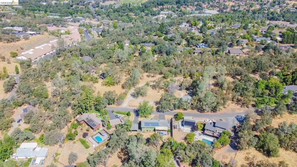 12933 Chaparral Rd Sonora, CA 95370