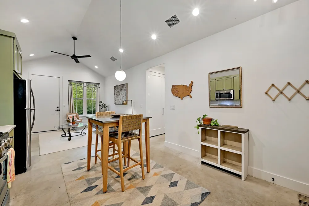 4606 Evans Avenue Austin, TX 78751