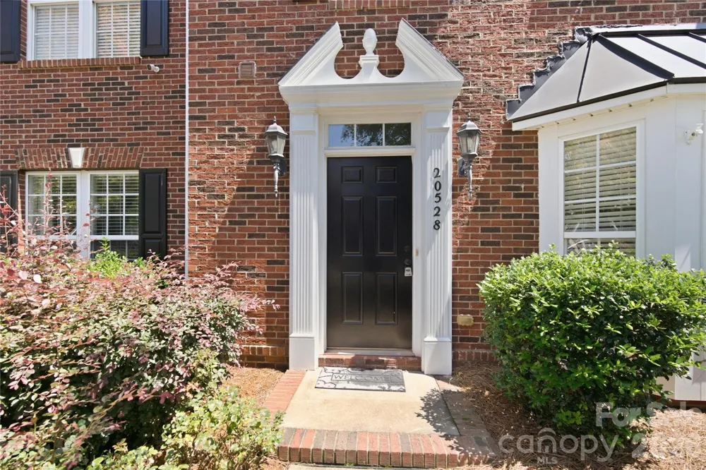 20528 Harbor View Drive Cornelius, NC 28031