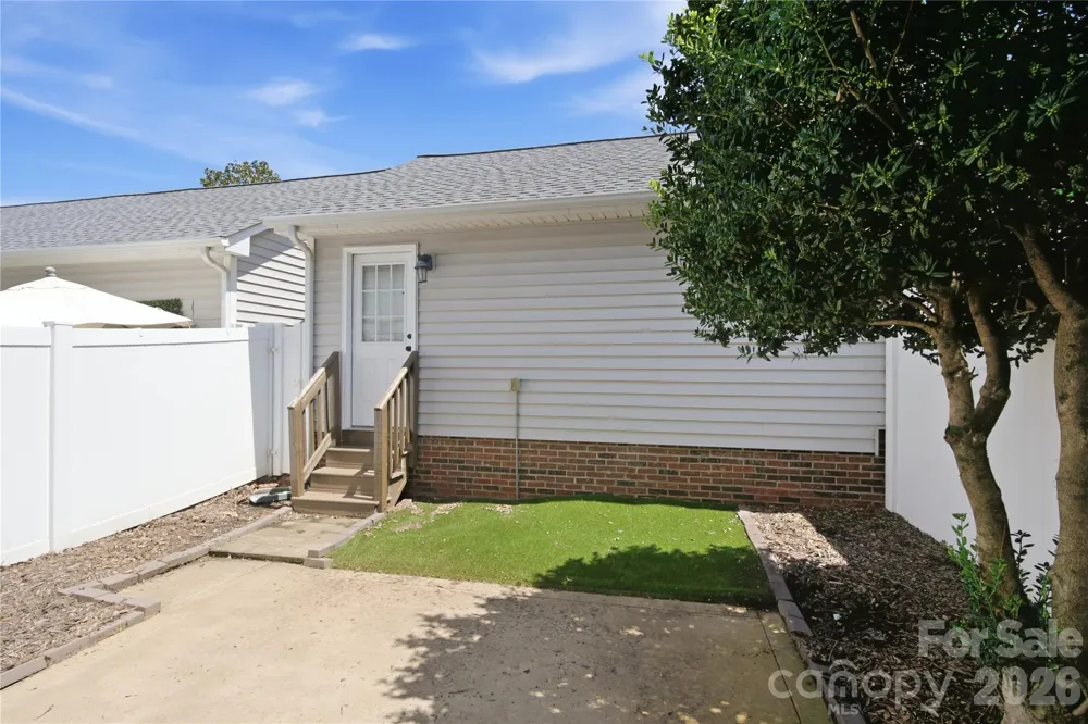 20528 Harbor View Drive Cornelius, NC 28031