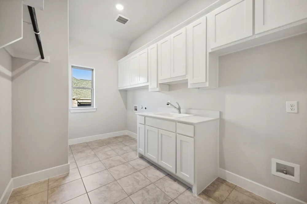 11220 Hickory Falls Drive Argyle, TX 76226