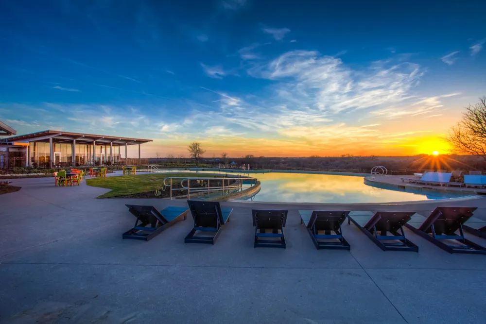 11220 Hickory Falls Drive Argyle, TX 76226