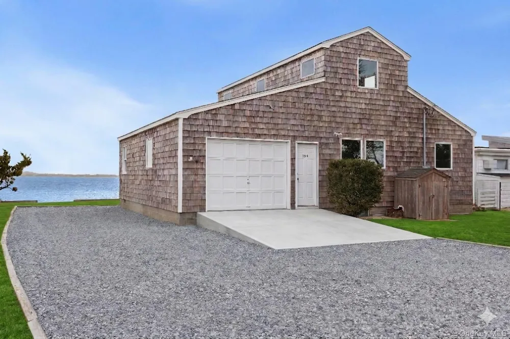 154 Shore Drive E Amagansett, NY 11930