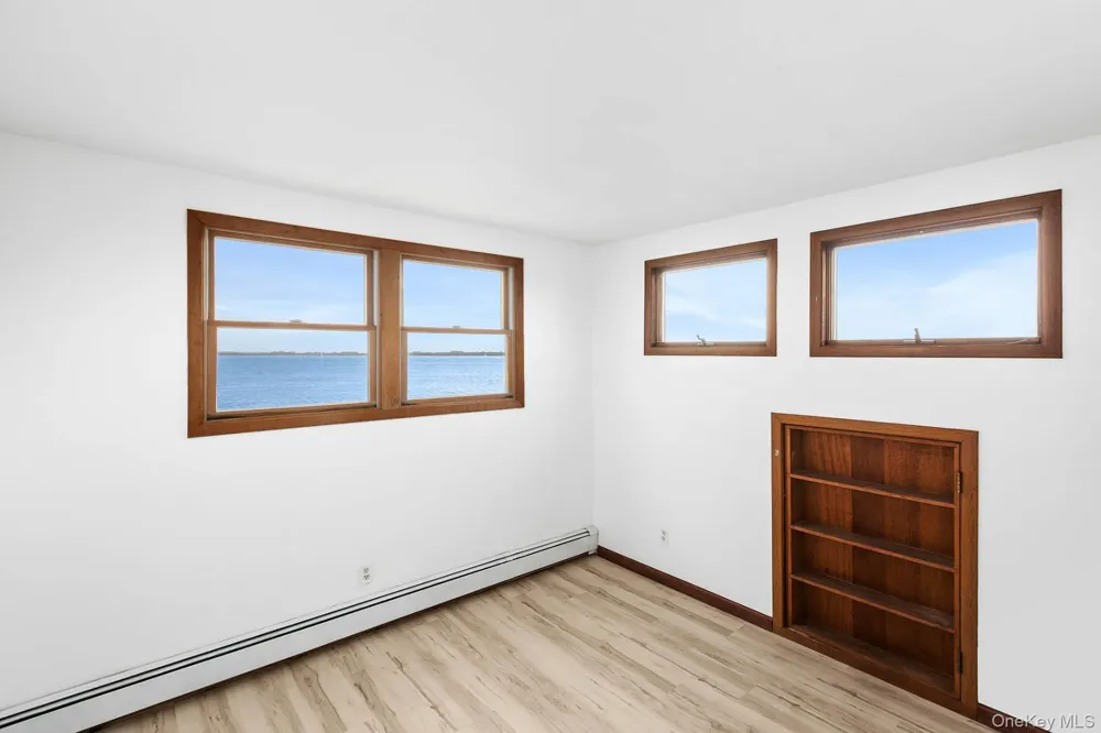 154 Shore Drive E Amagansett, NY 11930