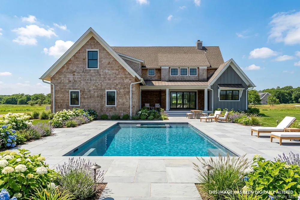 35 Club Drive Baiting Hollow, NY 11933