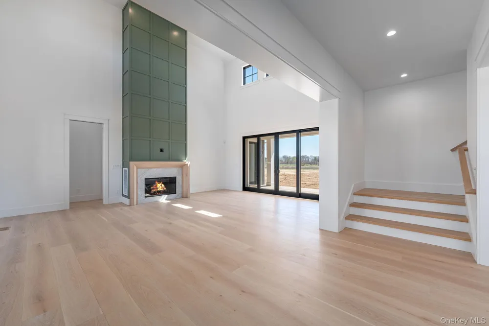 35 Club Drive Baiting Hollow, NY 11933