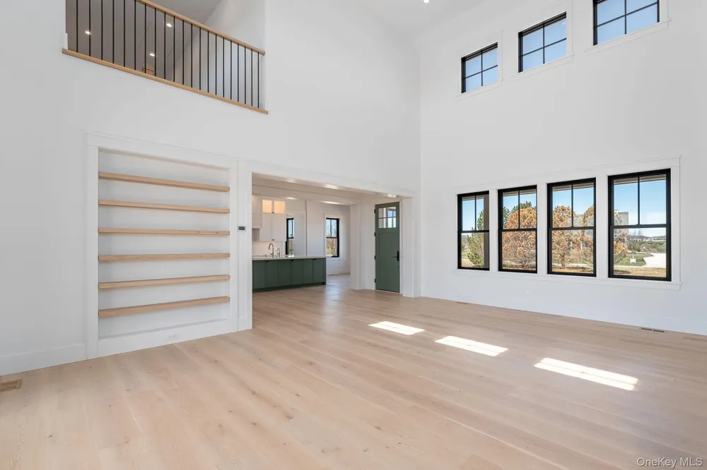 35 Club Drive Baiting Hollow, NY 11933
