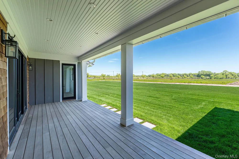 35 Club Drive Baiting Hollow, NY 11933