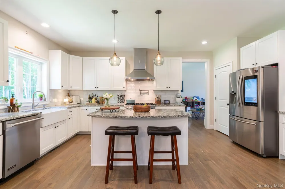 37 Biltmore Drive Hopewell Junction, NY 12533
