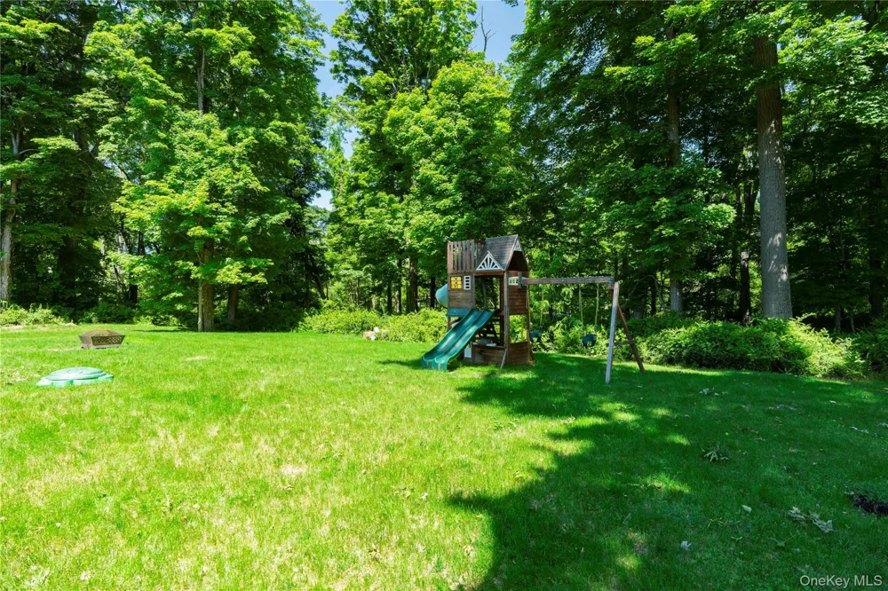 37 Biltmore Drive Hopewell Junction, NY 12533
