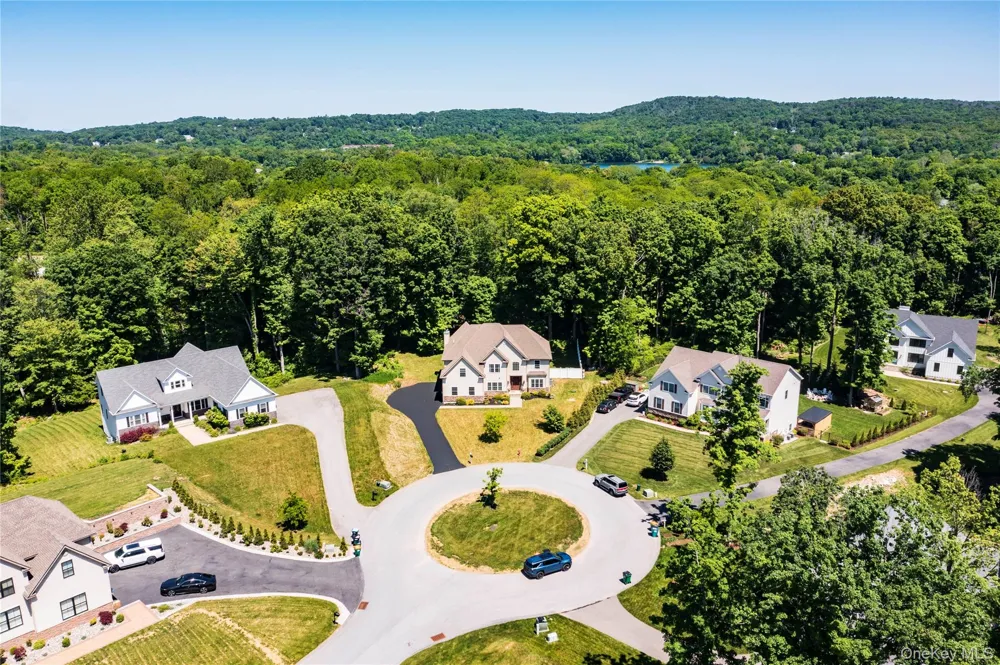 37 Biltmore Drive Hopewell Junction, NY 12533