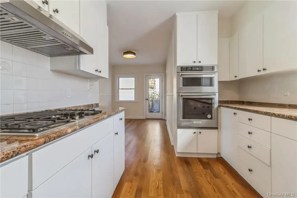 632 Shore Acres Drive Mamaroneck, NY 10543