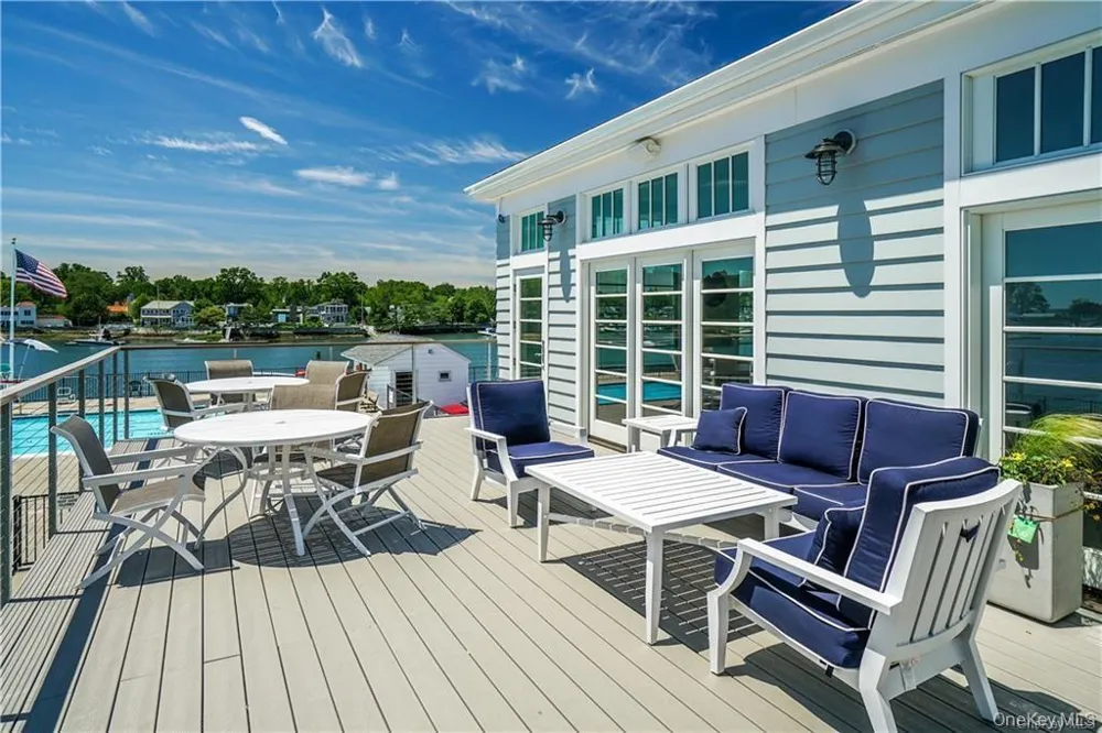 632 Shore Acres Drive Mamaroneck, NY 10543