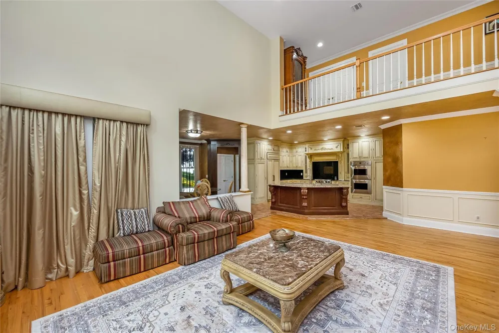 47 Pembroke Drive Glen Cove, NY 11542