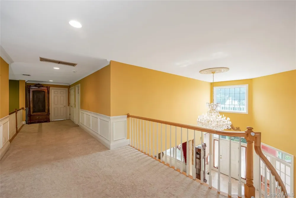 47 Pembroke Drive Glen Cove, NY 11542