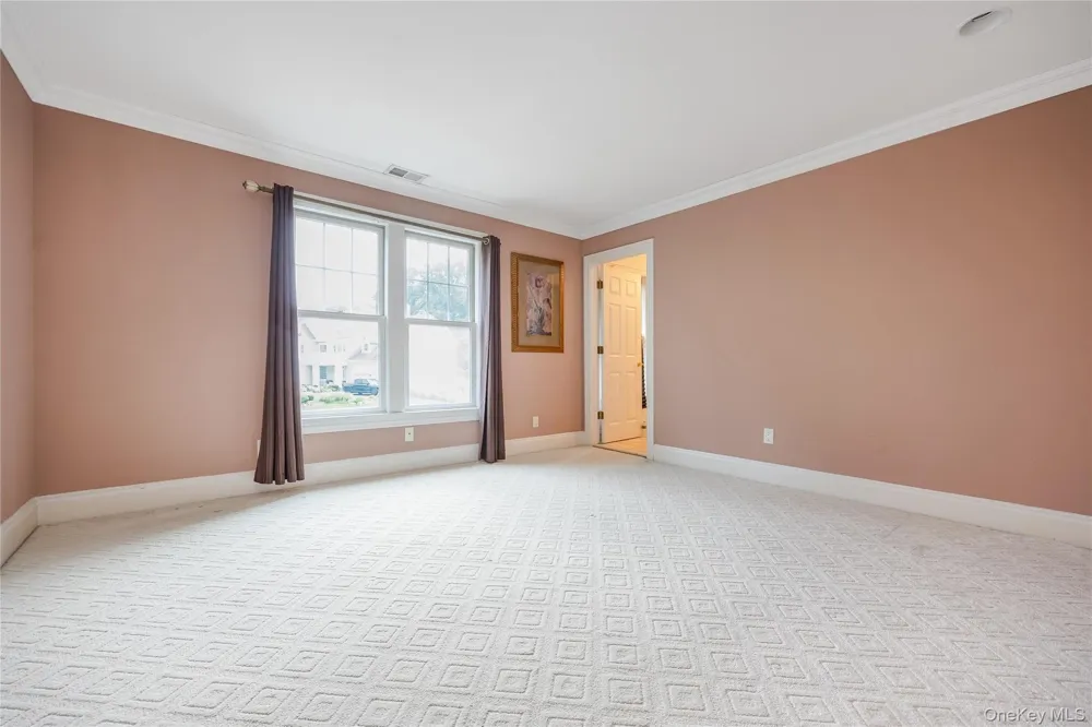 47 Pembroke Drive Glen Cove, NY 11542