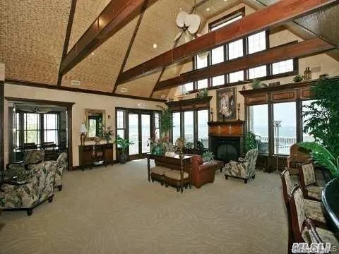 47 Pembroke Drive Glen Cove, NY 11542