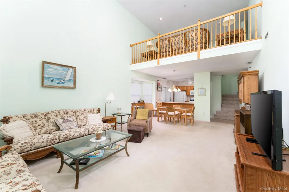 5 Robert Lane #5 Middle Island, NY 11953