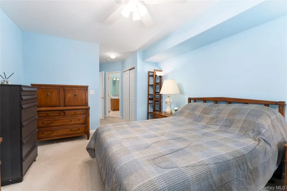 5 Robert Lane #5 Middle Island, NY 11953