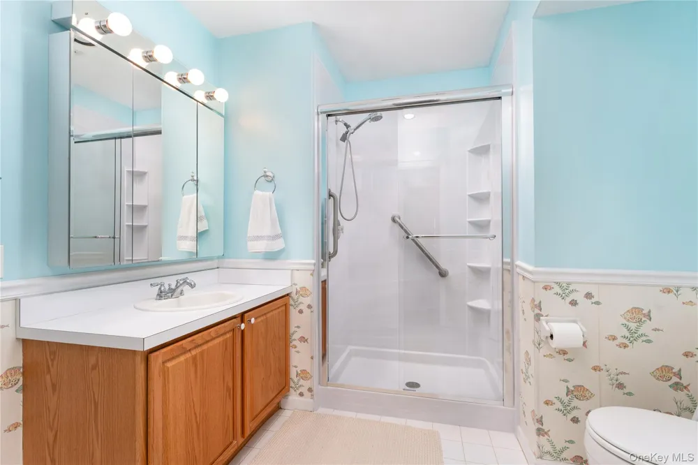 5 Robert Lane #5 Middle Island, NY 11953