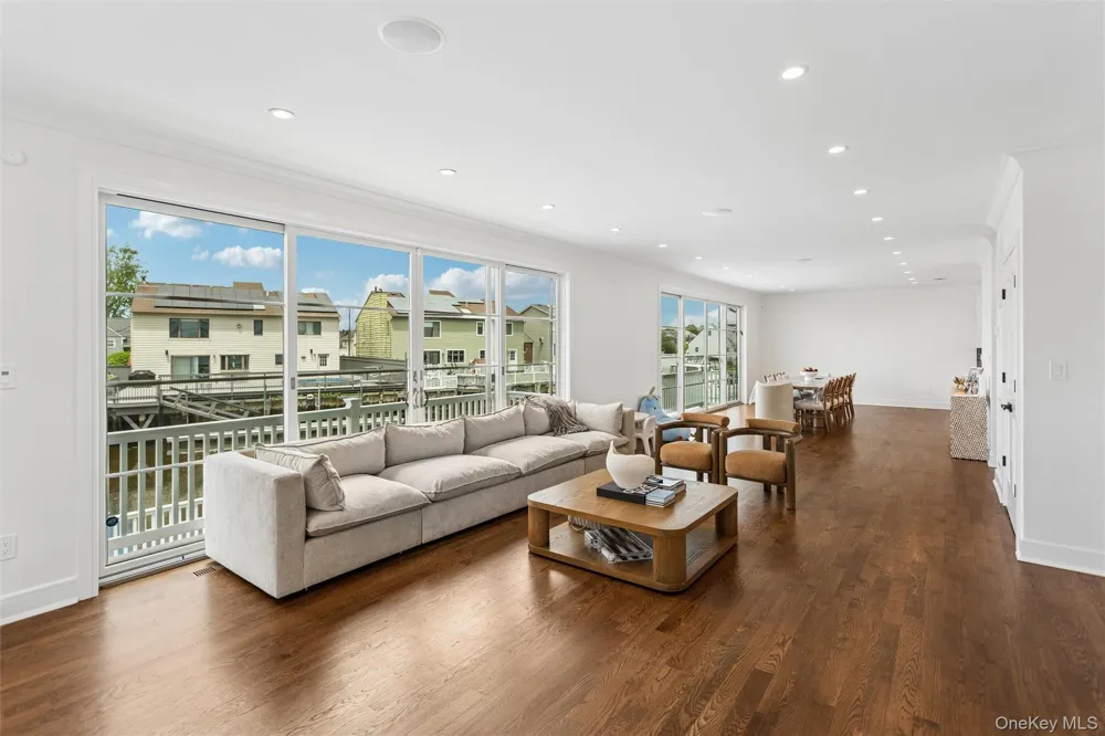 169 Mott Street Oceanside, NY 11572