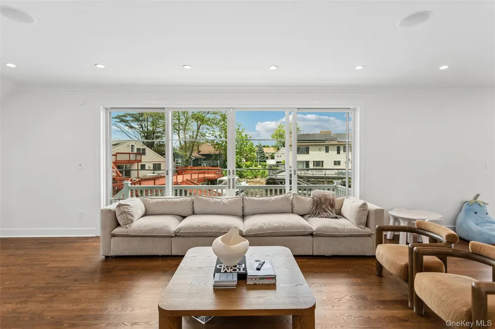 169 Mott Street Oceanside, NY 11572