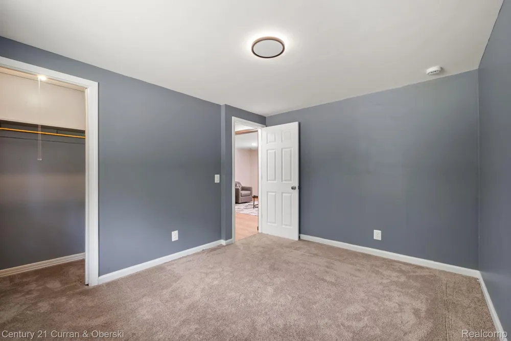 2374 Lakena Road West Bloomfield Charter Township, MI 48324