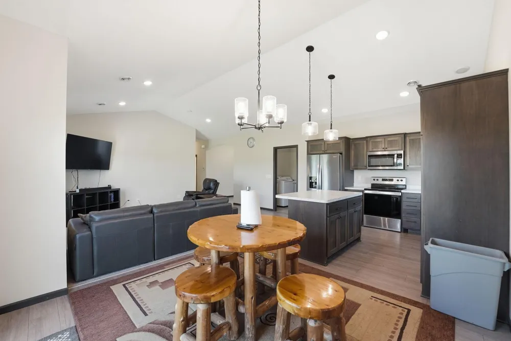 8594 Dolphin Road Princeton, MN 55371
