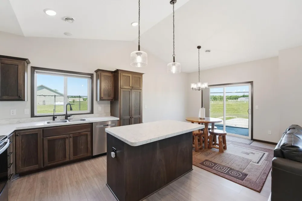8594 Dolphin Road Princeton, MN 55371